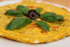 Fesleğenli Omlet Tarifi ve Malzemeleri Fesleğenli Omlet Tarifi ve Malzemeleri